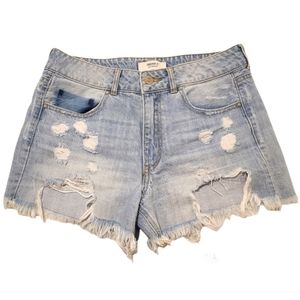 Forever 21 |Distressed Denim Jean raw hem Shorts 3 pockets Size 26